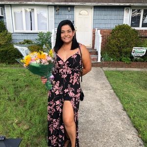 Meet your Posher, Elsy